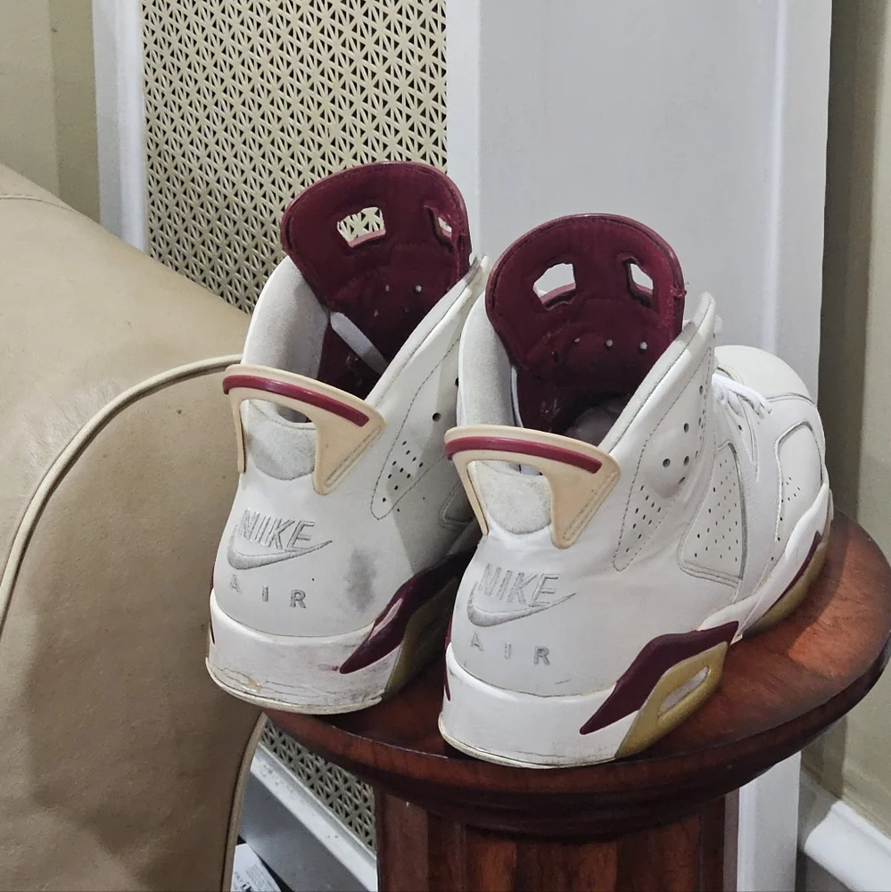Jordan 6s - Picture 5 of 6